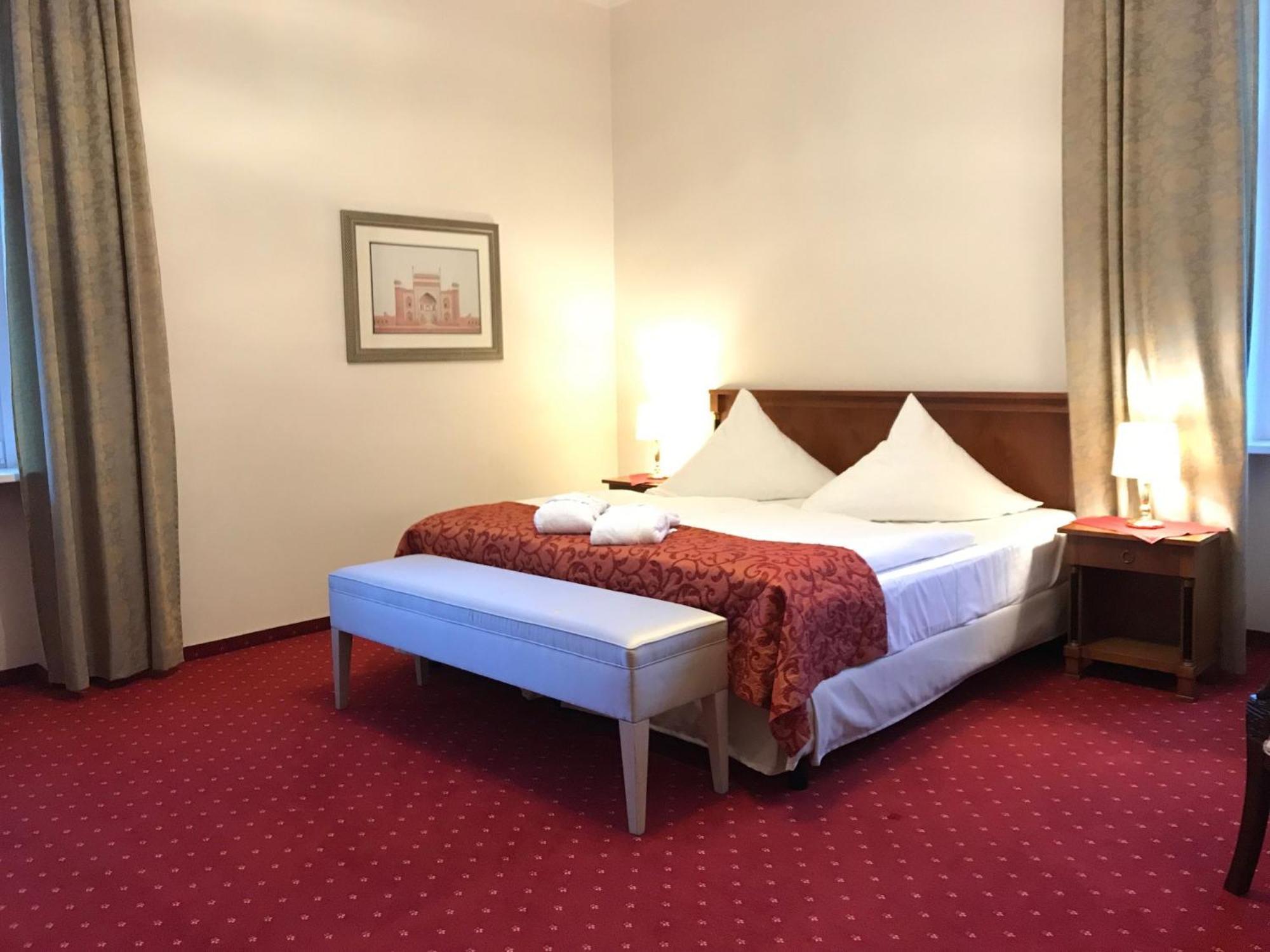 Hotel Prinzenpalais Бад-Доберан Экстерьер фото